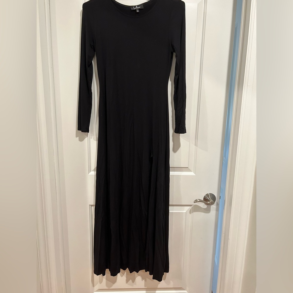 lulu’s black maxi gown
